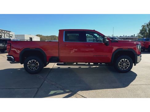 New 2026 GMC Sierra 2500 SLE w/ SLE Value Package; image 9