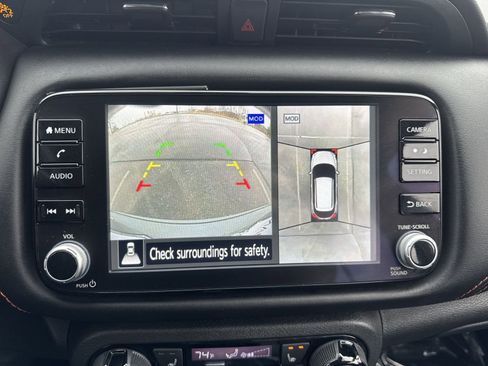 Used 2023 Nissan Kicks SR w/ SR Premium Package FWD image 14