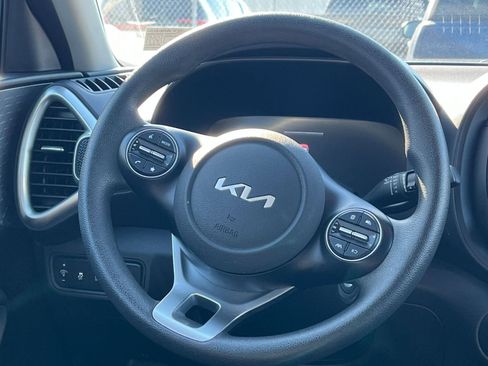 Used 2025 Kia Soul LX w/ LX Technology Package image 26