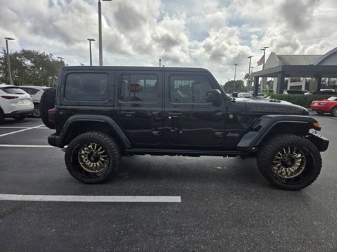 Used 2024 Jeep Wrangler Unlimited Rubicon 392 image 5