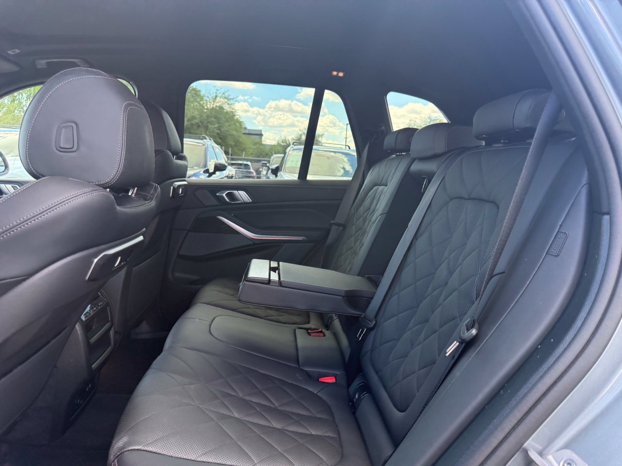 Used 2026 BMW X5 xDrive40i AWD/4WD image 9