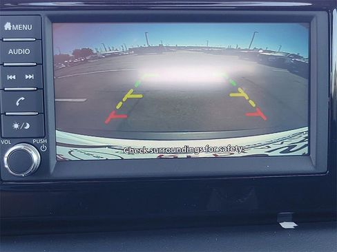 New 2025 Nissan Kicks S image 8