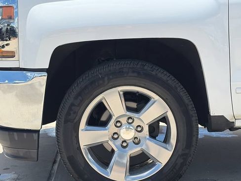 Used 2018 Chevrolet Silverado 1500 LT w/ Texas Edition RWD image 5