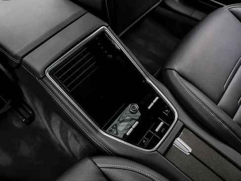 Used 2023 Porsche Panamera Turbo S image 34