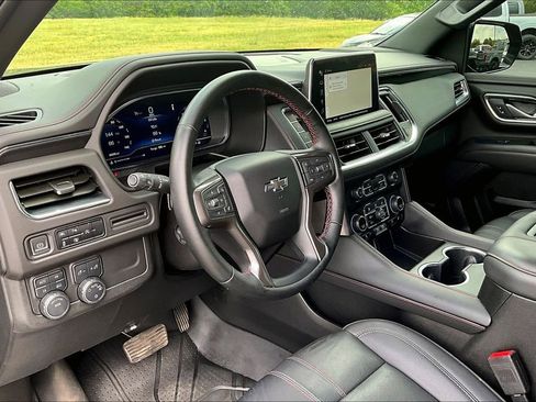 Used 2023 Chevrolet Tahoe RST w/ Luxury Package AWD/4WD image 19