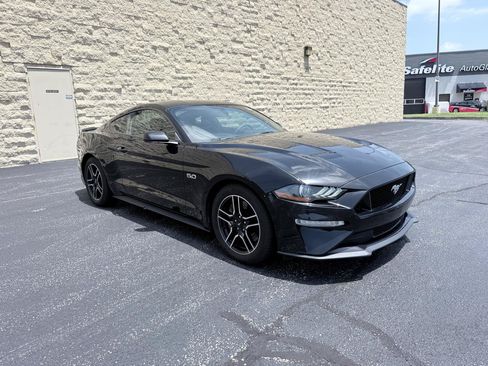 Used 2019 Ford Mustang GT RWD image 7