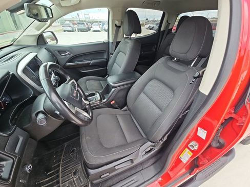 Used 2019 GMC Canyon SLE image 16