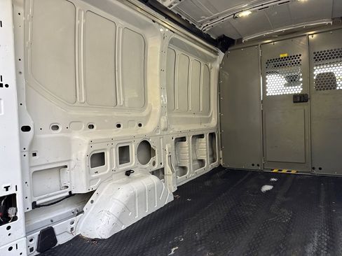 Used 2016 Ford Transit 250 130 Medium Roof w/ Exterior Upgrade Package image 28