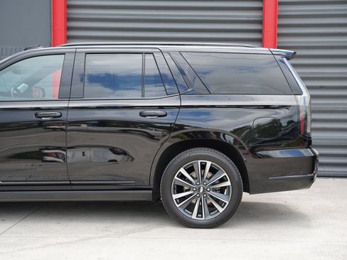 Used 2025 Cadillac Escalade Sport w/ Touring Package AWD/4WD image 8