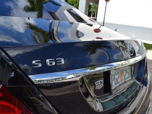 Used 2015 Mercedes-Benz S 63 AMG 4MATIC Sedan image 22