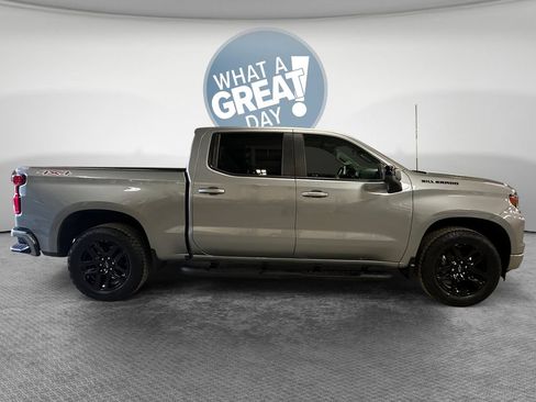 Used 2023 Chevrolet Silverado 1500 RST w/ Rally Edition AWD/4WD image 2