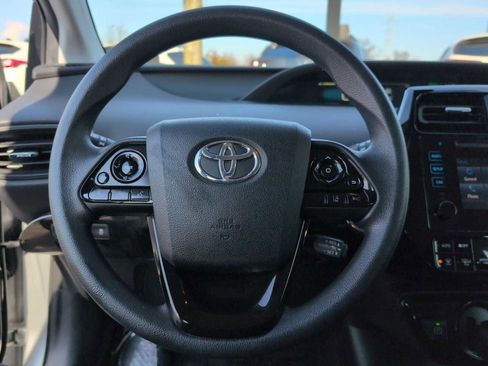 Used 2019 Toyota Prius LE image 22