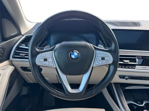 Used 2020 BMW X7 xDrive40i w/ Luxury Seating Package image 13