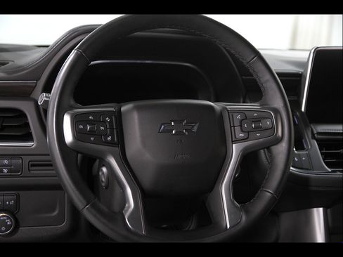 Certified 2024 Chevrolet Tahoe Z71 w/ Luxury Package AWD/4WD image 8