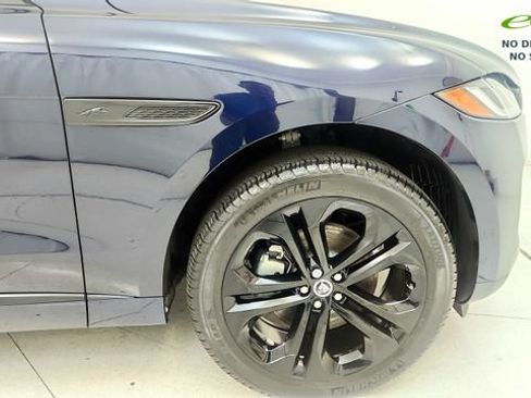 Used 2025 Jaguar F-PACE R-Dynamic S AWD/4WD image 21