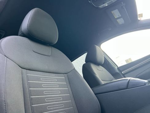 Certified 2024 Hyundai Santa Cruz SEL image 17