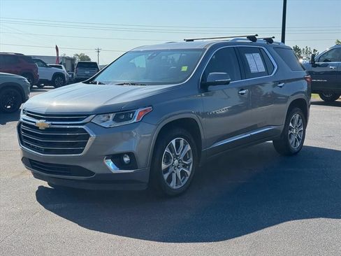 Used 2020 Chevrolet Traverse Premier w/ LPO, Floor Liner Package FWD image 7