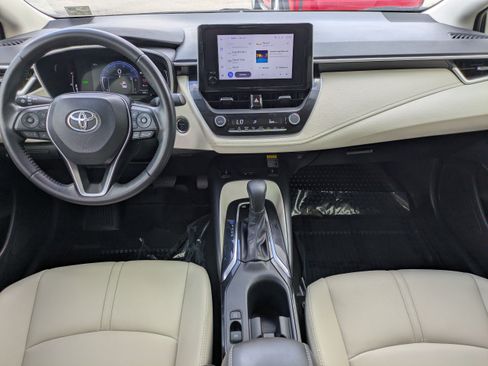 Used 2024 Toyota Corolla XLE FWD image 14
