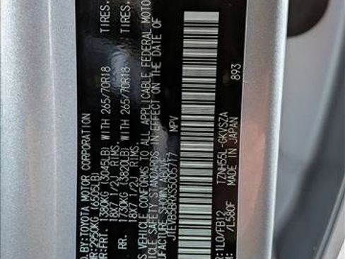 Certified 2025 Toyota 4Runner TRD Off-Road image 23