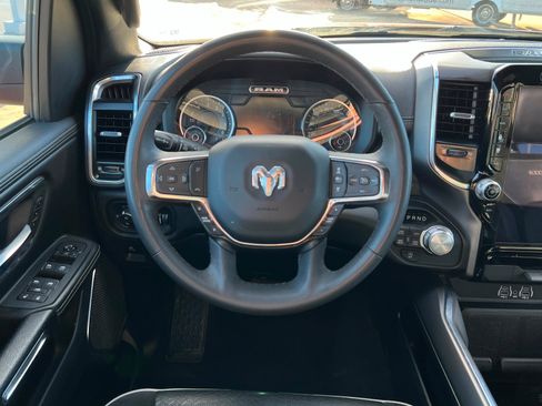 Used 2025 RAM 1500 Laramie image 12