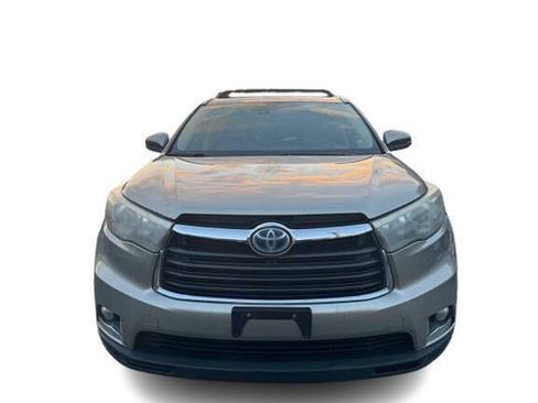 Used 2015 Toyota Highlander Limited Platinum image 1