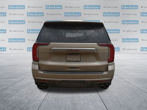 Used 2021 GMC Yukon Denali w/ Denali Premium Package image 6