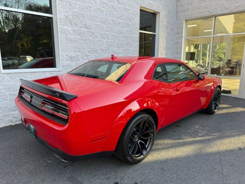 Used 2022 Dodge Challenger R/T Scat Pack RWD image 28