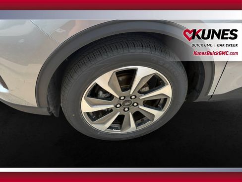 Used 2023 Ford Escape Platinum AWD/4WD image 13