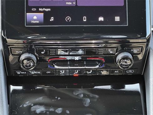 New 2025 Jeep Grand Cherokee L Altitude image 5