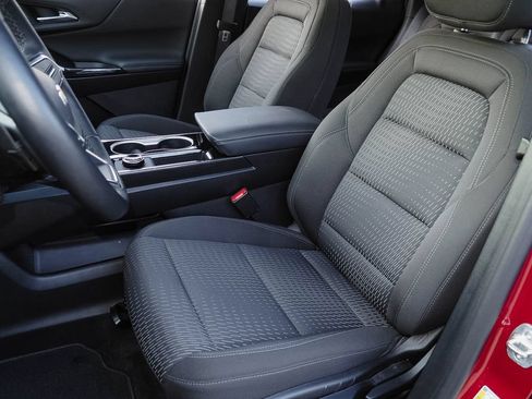 Certified 2026 Chevrolet Equinox LT FWD image 21