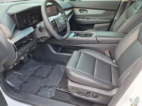 Certified 2025 Nissan Murano SL w/ Cargo Package AWD/4WD image 18
