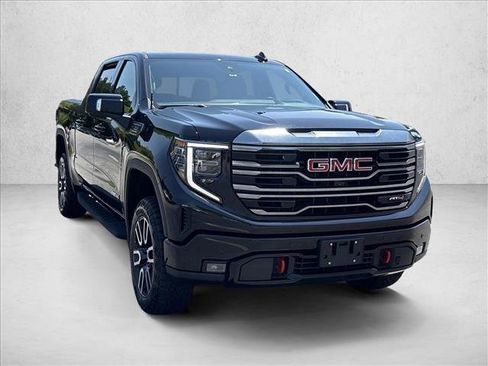 Used 2024 GMC Sierra 1500 AT4 w/ Technology Package AWD/4WD image 3
