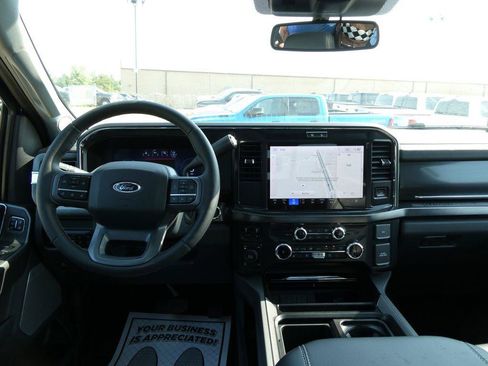 New 2026 Ford F250 Lariat w/ Black Appearance Package AWD/4WD image 16