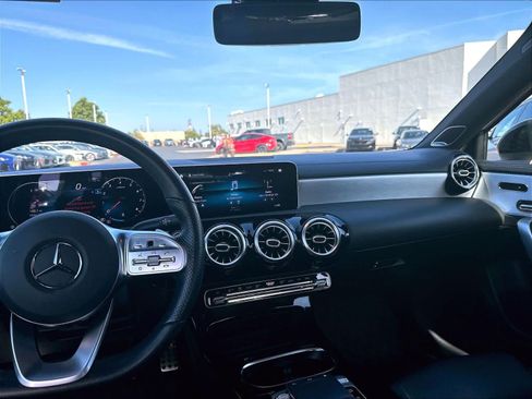 Used 2019 Mercedes-Benz A 220 image 12