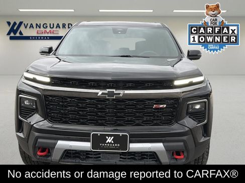 Used 2024 Chevrolet Traverse Z71 w/ Enhanced Driving Package image 2