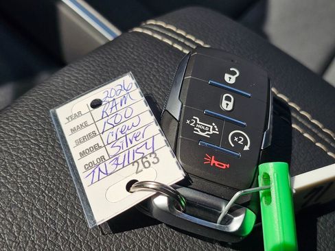 New 2026 RAM 1500 4x4 Crew Cab image 32