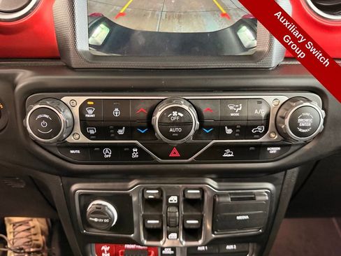 Used 2021 Jeep Gladiator Rubicon image 31