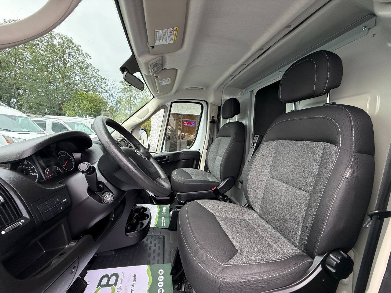 Used 2021 RAM ProMaster 2500 w/ Interior LED Lighting Group FWD image 13