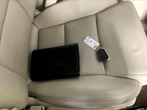 Used 2016 Cadillac XTS Luxury w/ Driver Awareness Package FWD image 34