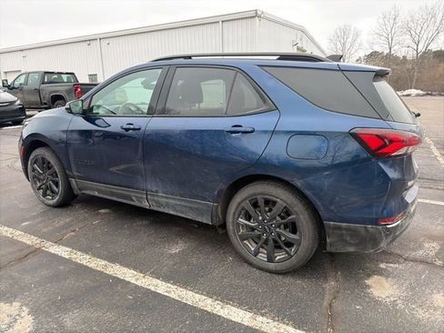 Certified 2023 Chevrolet Equinox RS w/ RS Leather Package AWD/4WD image 5