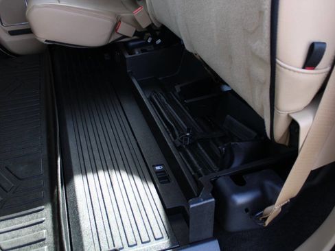 Used 2019 Ford F250 Lariat w/ Lariat Ultimate Package image 46