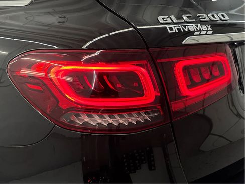 Used 2020 Mercedes-Benz GLC 300 4MATIC image 29