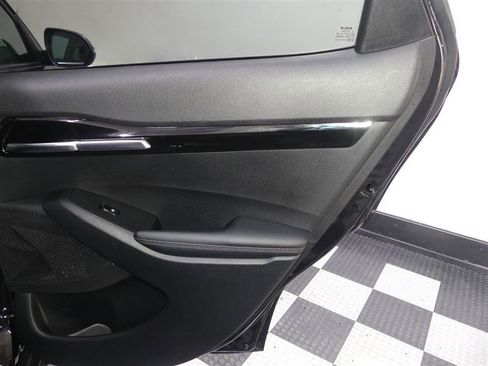 Used 2024 Kia Seltos SX w/ SX Sunroof Package AWD/4WD image 26