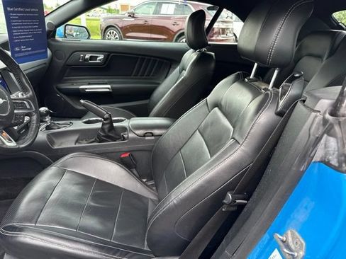 Used 2017 Ford Mustang GT Premium w/ Equipment Group 401A RWD image 7