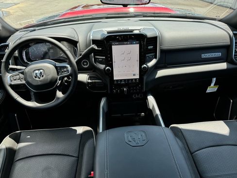 Used 2024 RAM 2500 Laramie w/ Night Edition image 27