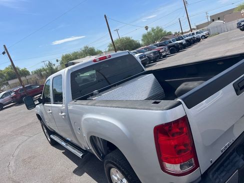 Used 2014 GMC Sierra 2500 SLT w/ Suspension Package, Off-Road AWD/4WD image 49
