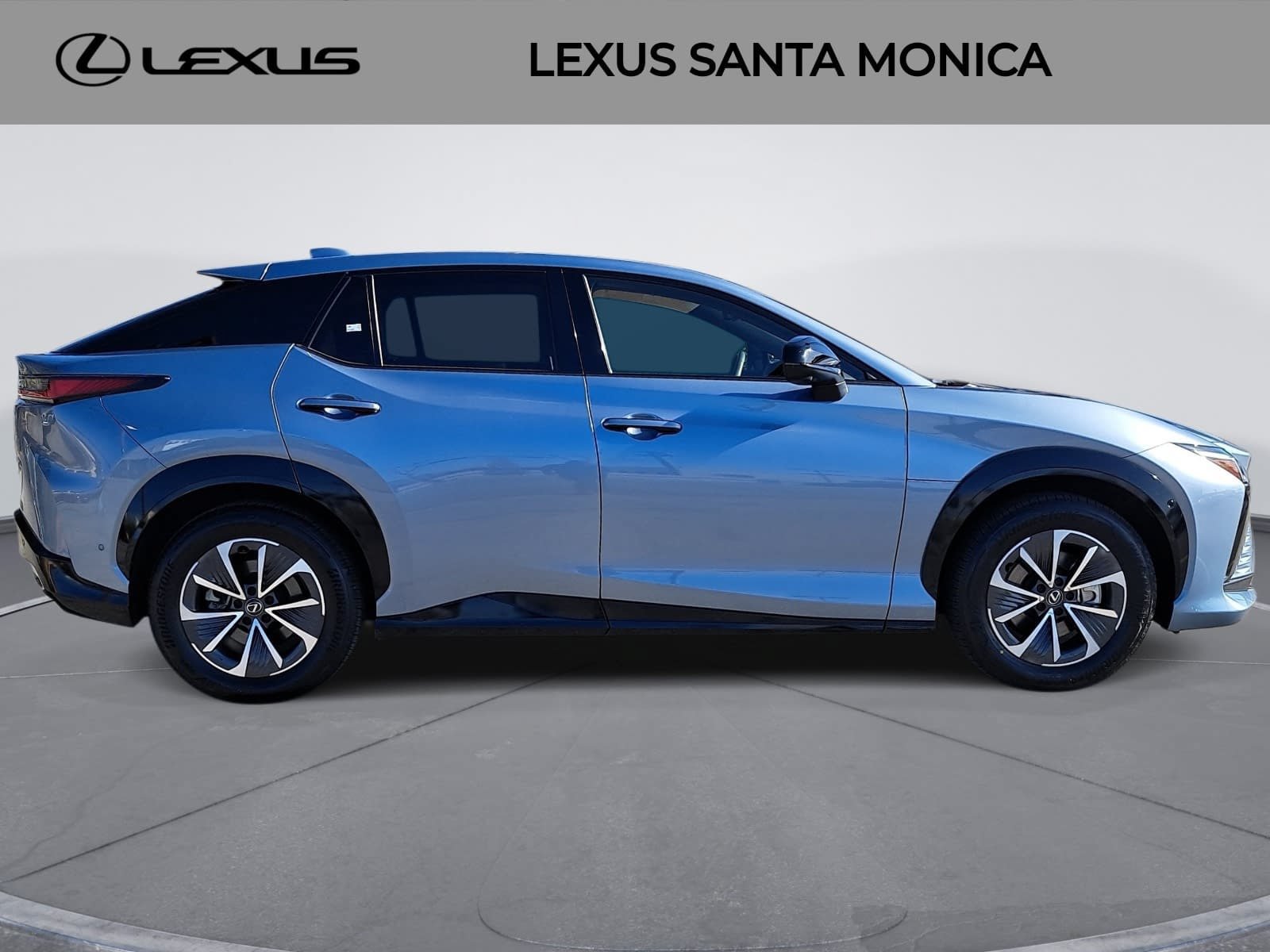Used 2023 Lexus RZ 450e Premium w/ Technology Package AWD/4WD image 4