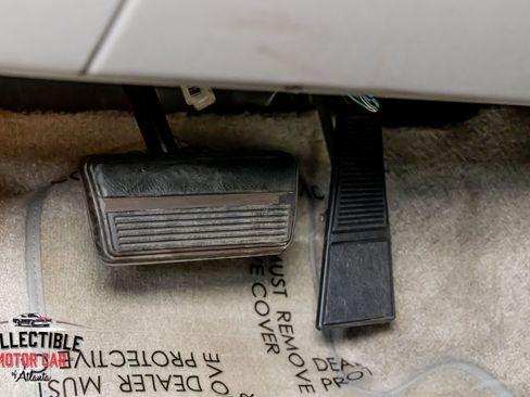 Used 1996 Chevrolet Impala SS RWD image 72