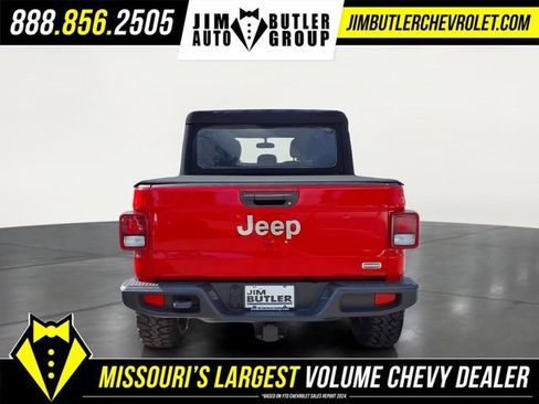 Used 2020 Jeep Gladiator Overland w/ Cold Weather Group AWD/4WD image 17