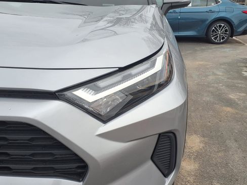 Certified 2025 Toyota RAV4 XLE FWD image 32
